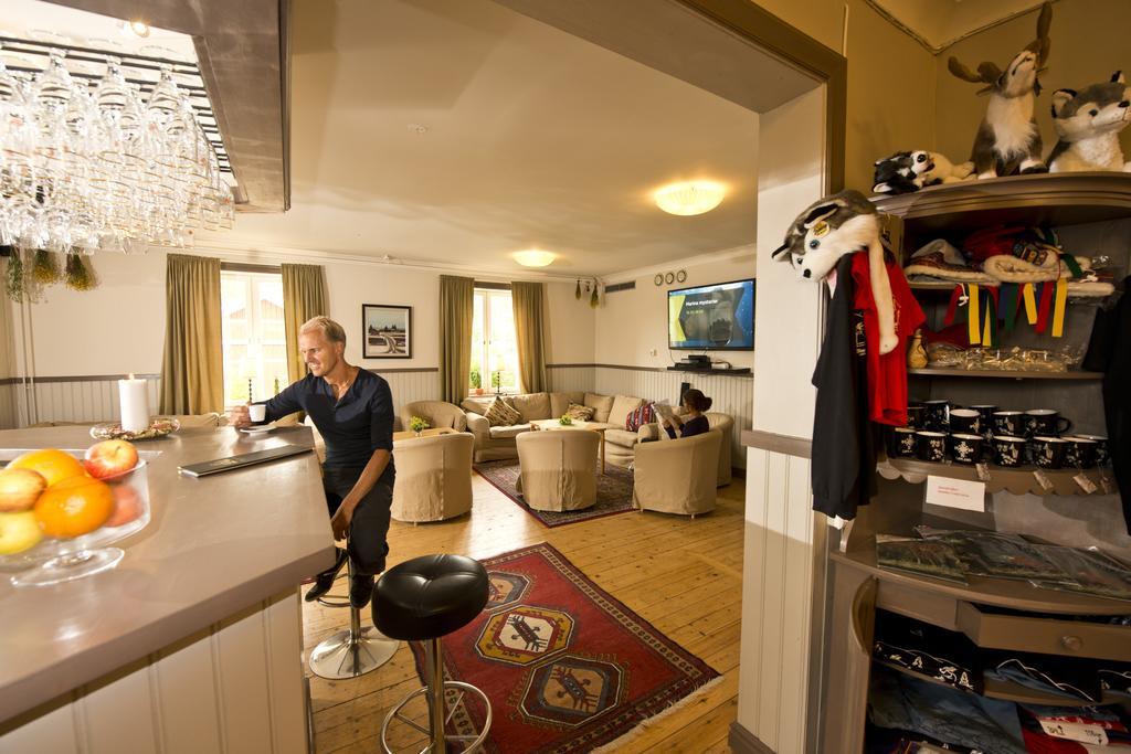 Svanstein Lodge Екстериор снимка